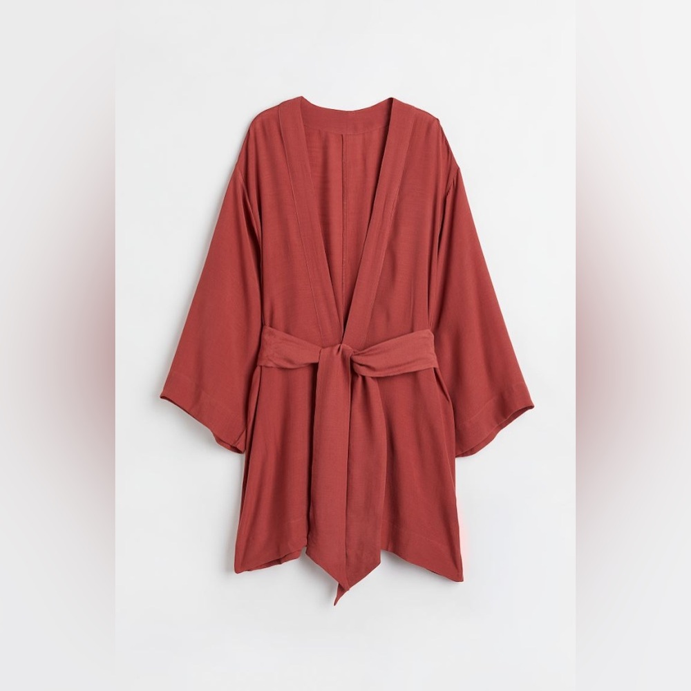 NWT 🌹❣️🍷 Terracotta red kaftan with tie-belt